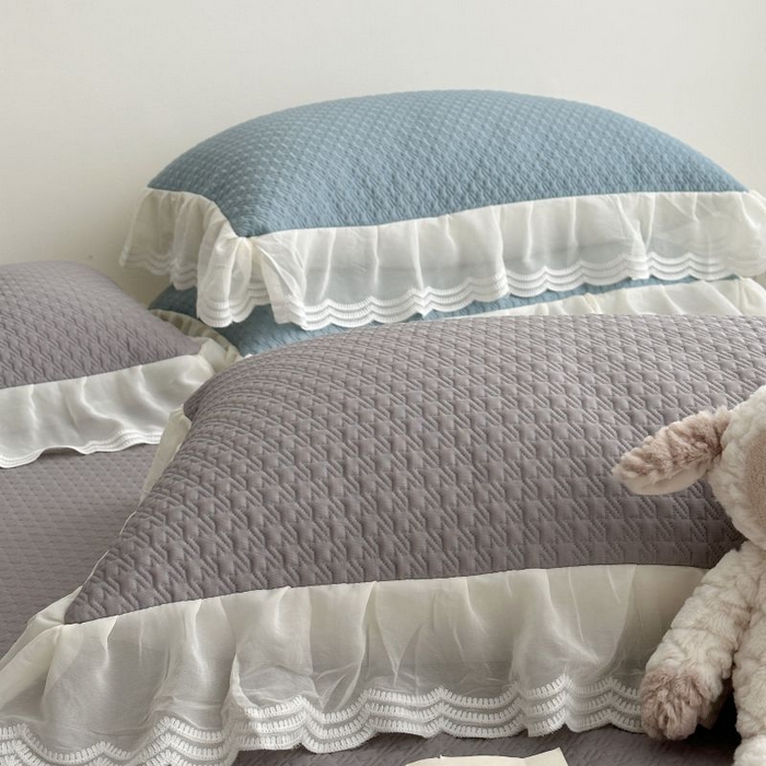 91家纺网 家纺一手货源 找家纺 佰织鑫家居 2025新款A类PE凉感豆复合凉豆豆软凉席三件套 烟熏灰