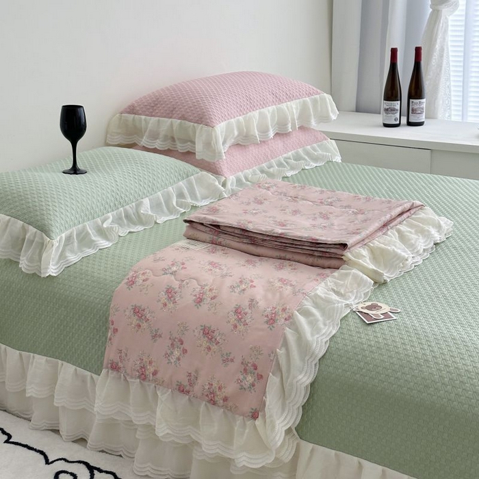 91家纺网 家纺一手货源 找家纺 佰织鑫家居 2025新款A类PE凉感豆复合凉豆豆软凉席三件套 春田粉