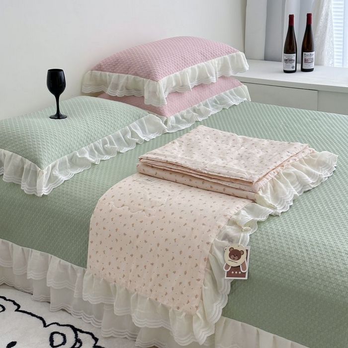 91家纺网 家纺一手货源 找家纺 佰织鑫家居 2025新款A类PE凉感豆复合凉豆豆软凉席三件套 小花黄