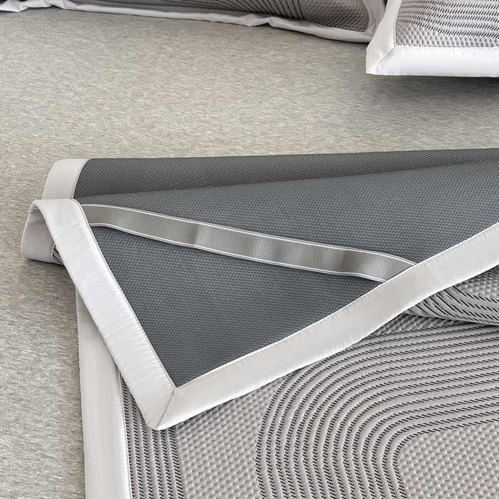 91家纺网 家纺一手货源 找家纺 禧禾 2025新款PE高分子A类泡小豆色织提花提花凉席三件套-悠米 悠米-深灰