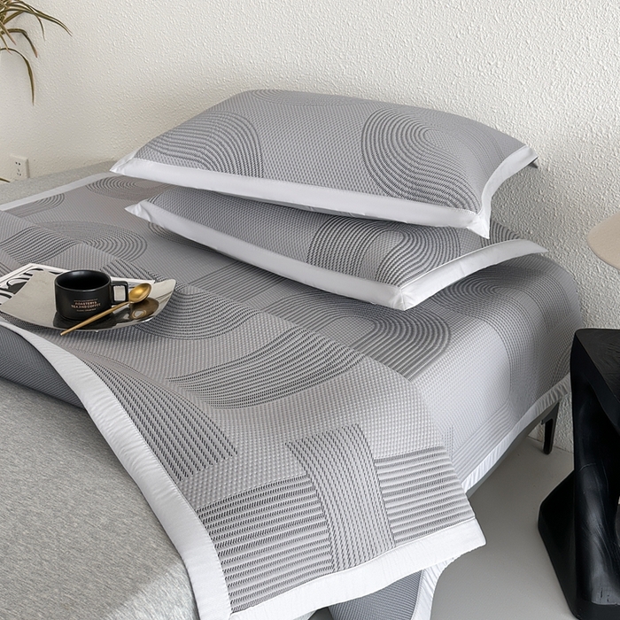 91家纺网 家纺一手货源 找家纺 禧禾 2025新款PE高分子A类泡小豆色织提花提花凉席三件套-悠米 悠米-深灰