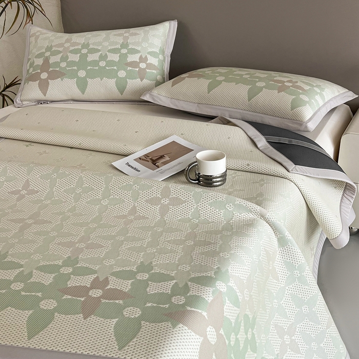 91家纺网 家纺一手货源 找家纺 禧禾 2025新款PE高分子A类泡小豆色织提花提花凉席三件套-蒂梵朵 蒂梵朵-浅绿