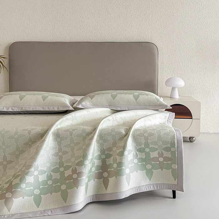 91家纺网 家纺一手货源 找家纺 禧禾 2025新款PE高分子A类泡小豆色织提花提花凉席三件套-蒂梵朵 蒂梵朵-浅绿