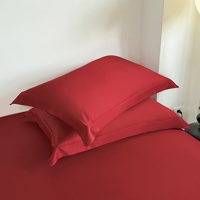 91家纺网 家纺一手货源 找家纺 金喜 2025新款LF级60支莱赛尔天丝床笠三件套纯色天丝床笠 拉菲红