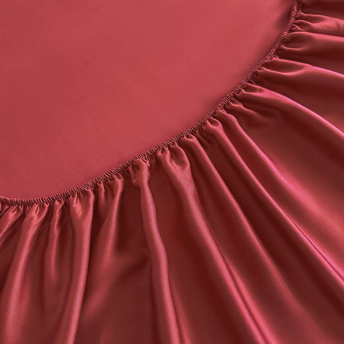 91家纺网 家纺一手货源 找家纺 金喜 2025新款LF级60支莱赛尔天丝床笠三件套纯色天丝床笠 拉菲红