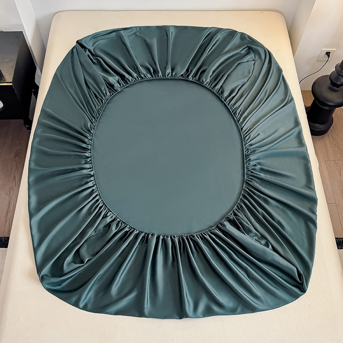 91家纺网 家纺一手货源 找家纺 金喜 2025新款LF级60支莱赛尔天丝床笠三件套纯色天丝床笠 曼岛绿