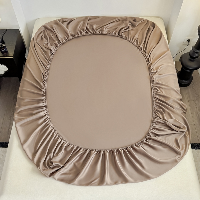 91家纺网 家纺一手货源 找家纺 金喜 2025新款LF级60支莱赛尔天丝床笠三件套纯色天丝床笠 拿铁