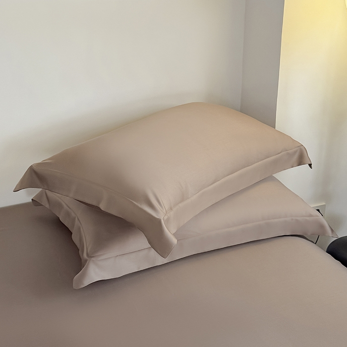 91家纺网 家纺一手货源 找家纺 金喜 2025新款LF级60支莱赛尔天丝床笠三件套纯色天丝床笠 拿铁