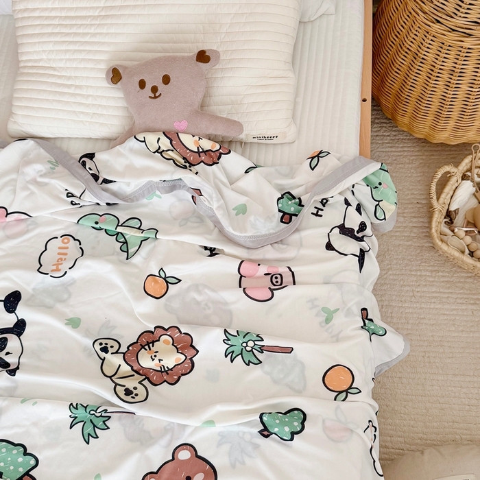 91家纺网 家纺一手货源 找家纺 星期八 2025新款婴儿裸睡级冰丝毯凉感毯 动物乐园