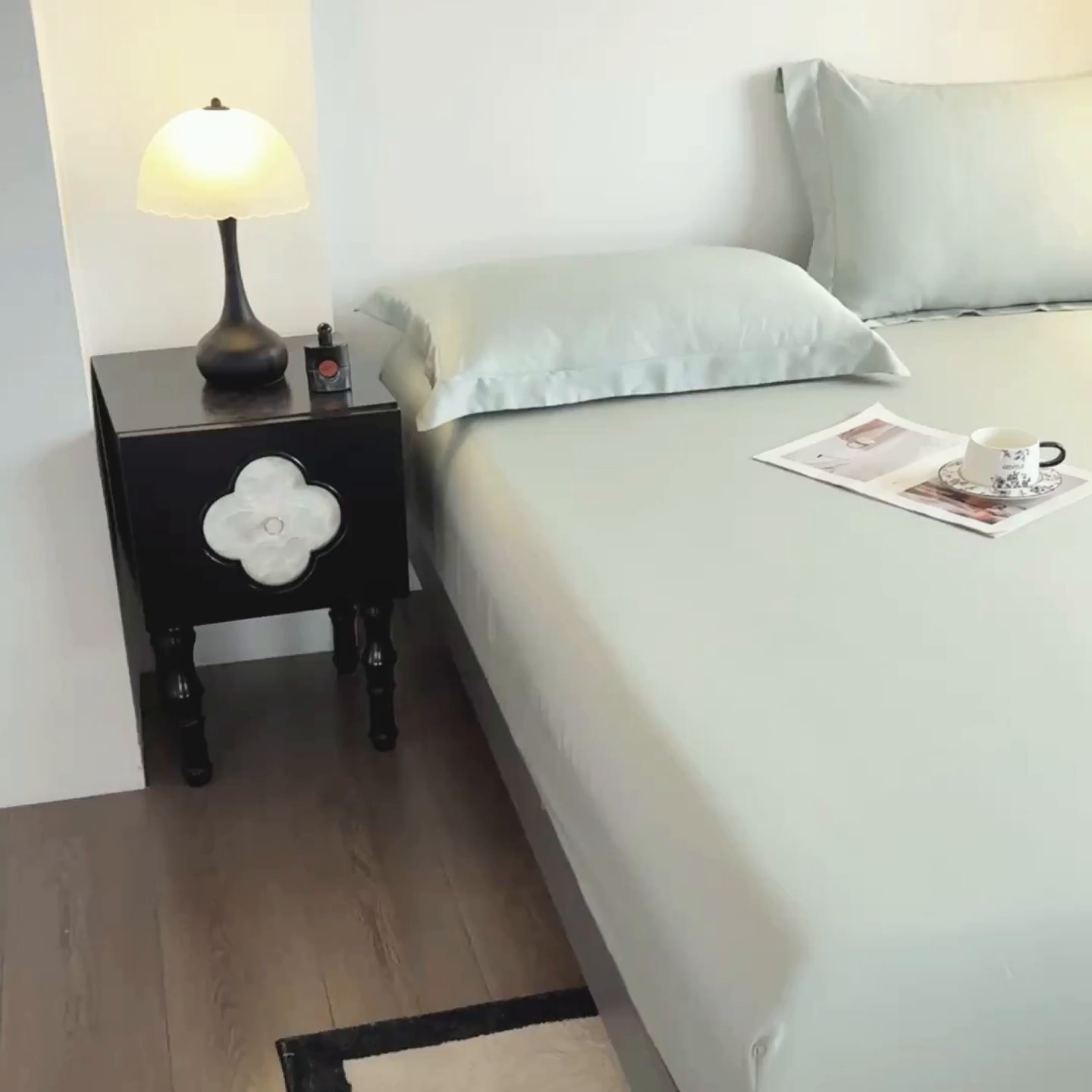 91家纺网 家纺一手货源 找家纺 金喜 2025新款LF级60支莱赛尔天丝床笠三件套纯色天丝床笠 竹青