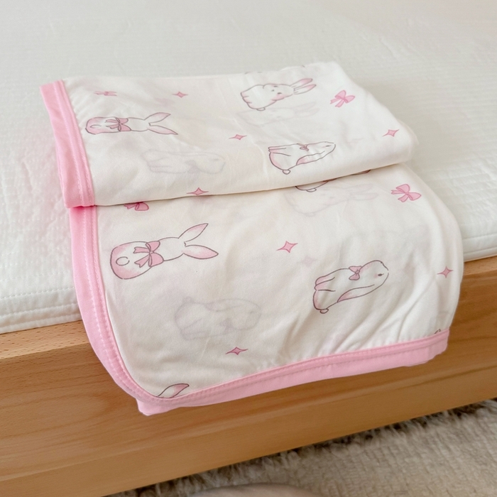 91家纺网 家纺一手货源 找家纺 星期八 2025新款婴儿裸睡级冰丝毯凉感毯 蝴蝶结兔