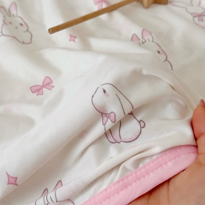 91家纺网 家纺一手货源 找家纺 星期八 2025新款婴儿裸睡级冰丝毯凉感毯 蝴蝶结兔