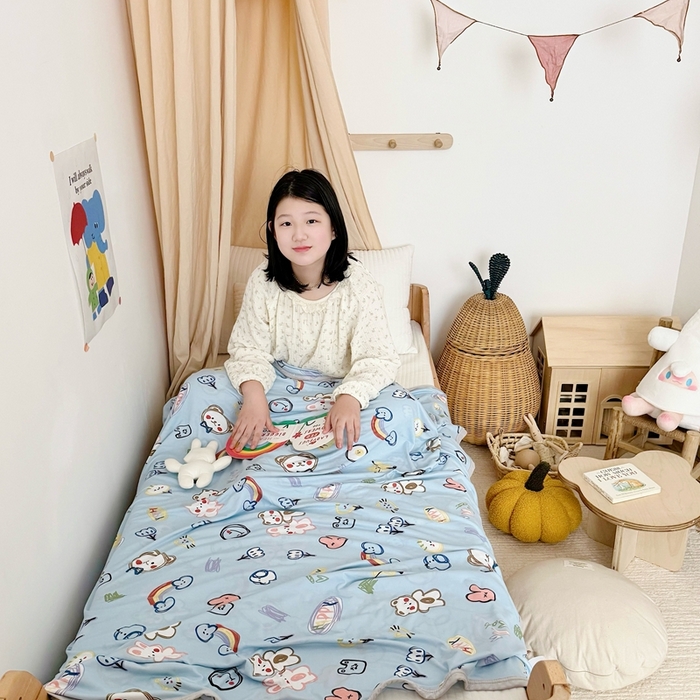 91家纺网 家纺一手货源 找家纺 星期八 2025新款婴儿裸睡级冰丝毯凉感毯 简笔画
