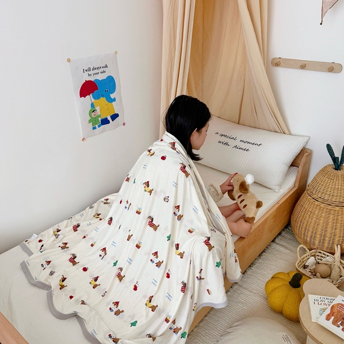 91家纺网 家纺一手货源 找家纺 星期八 2025新款婴儿裸睡级冰丝毯凉感毯 腊肠狗