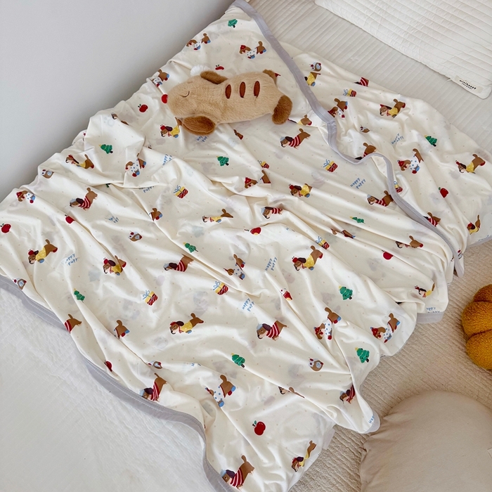 91家纺网 家纺一手货源 找家纺 星期八 2025新款婴儿裸睡级冰丝毯凉感毯 腊肠狗