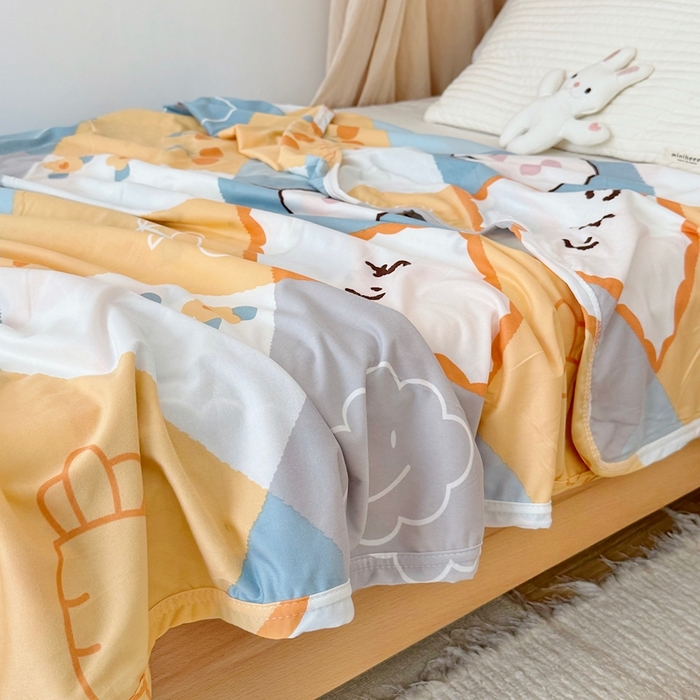 91家纺网 家纺一手货源 找家纺 星期八 2025新款婴儿裸睡级冰丝毯凉感毯 兔子屋