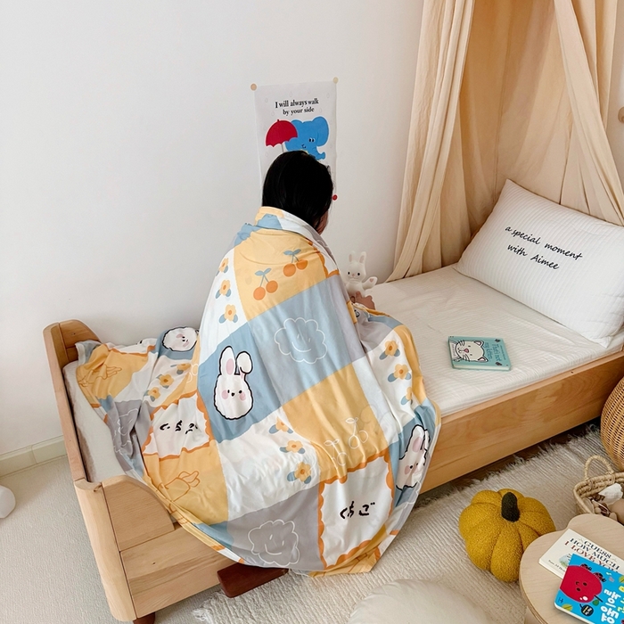 91家纺网 家纺一手货源 找家纺 星期八 2025新款婴儿裸睡级冰丝毯凉感毯 兔子屋