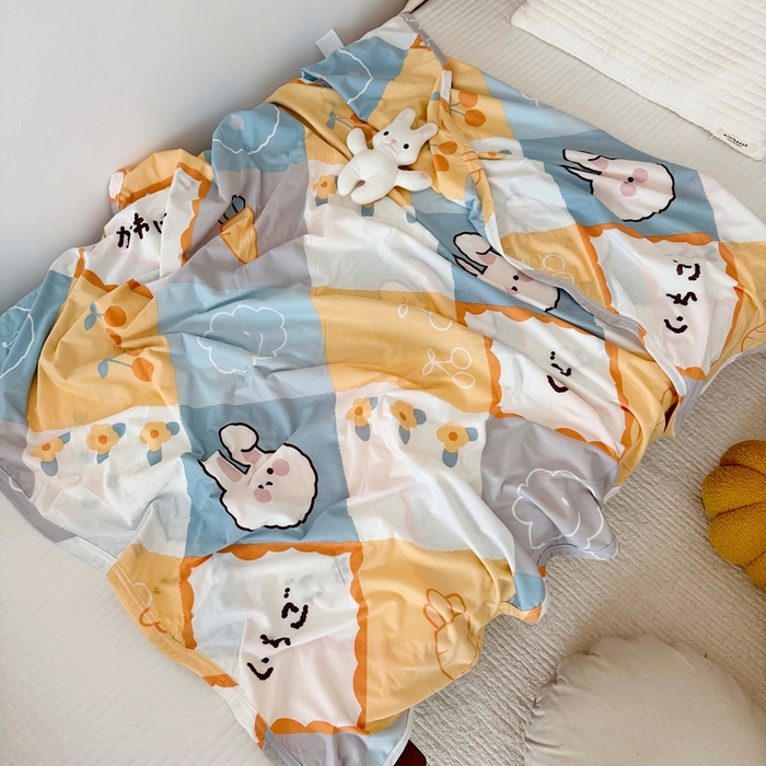 91家纺网 家纺一手货源 找家纺 星期八 2025新款婴儿裸睡级冰丝毯凉感毯 兔子屋