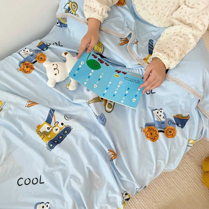 91家纺网 家纺一手货源 找家纺 星期八 2025新款婴儿裸睡级冰丝毯凉感毯 挖掘机