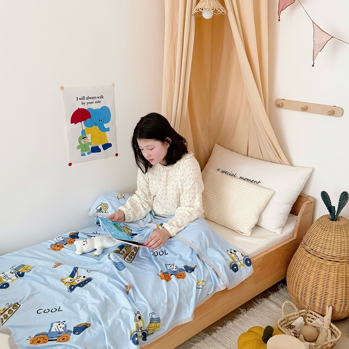 91家纺网 家纺一手货源 找家纺 星期八 2025新款婴儿裸睡级冰丝毯凉感毯 挖掘机