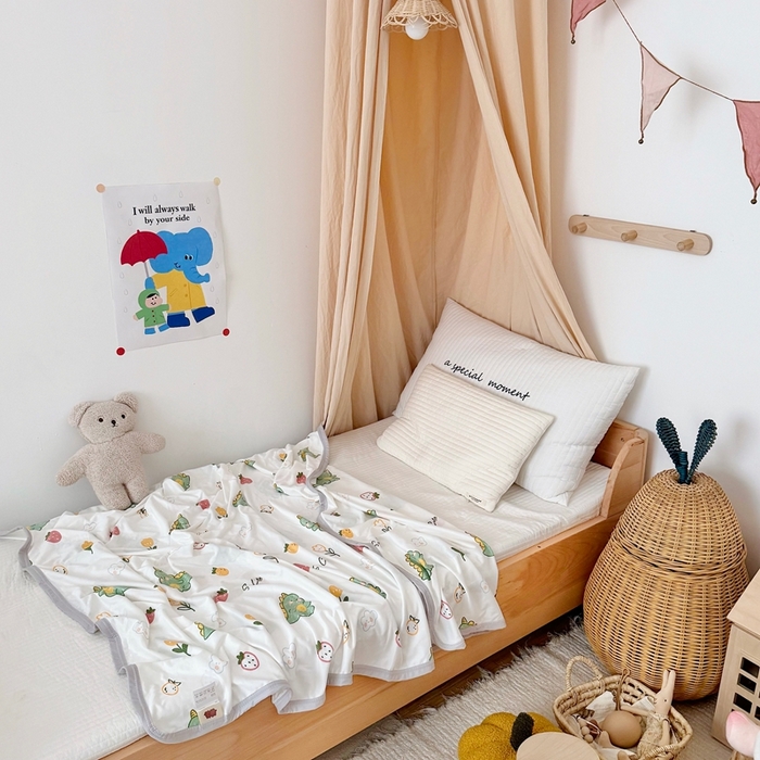 91家纺网 家纺一手货源 找家纺 星期八 2025新款婴儿裸睡级冰丝毯凉感毯 小恐龙