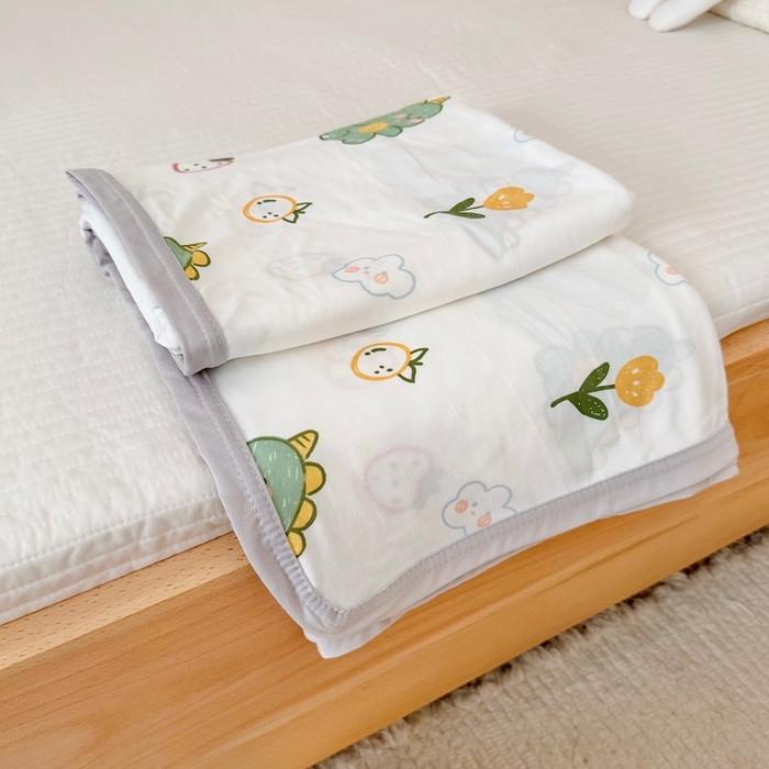 91家纺网 家纺一手货源 找家纺 星期八 2025新款婴儿裸睡级冰丝毯凉感毯 小恐龙