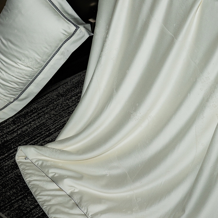 91家纺网 家纺一手货源 找家纺 美伦美 2025新款全棉天丝提花夏被春秋被冬被被子被芯 白色