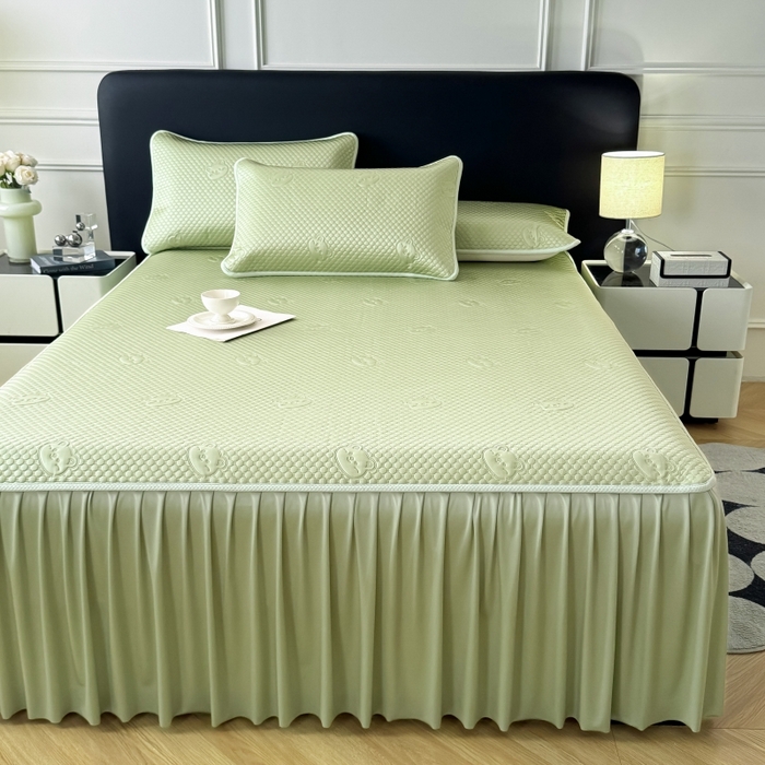 91家纺网 家纺一手货源 找家纺 卡罗兰 2025新款豆豆凉席小冰熊床裙床笠款 薄荷绿