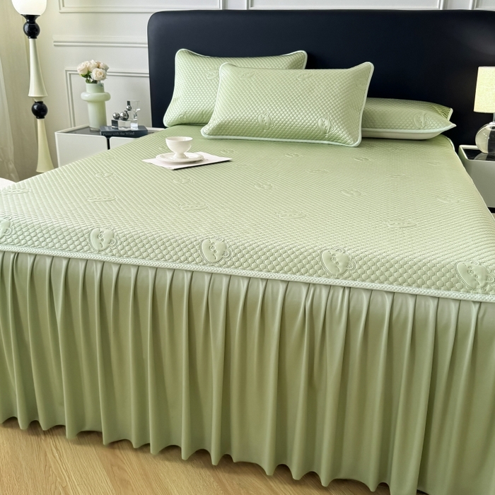 91家纺网 家纺一手货源 找家纺 卡罗兰 2025新款豆豆凉席小冰熊床裙床笠款 薄荷绿