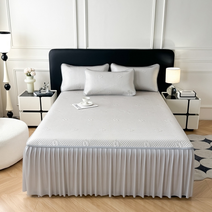 91家纺网 家纺一手货源 找家纺 卡罗兰 2025新款豆豆凉席小冰熊床裙床笠款 高级灰