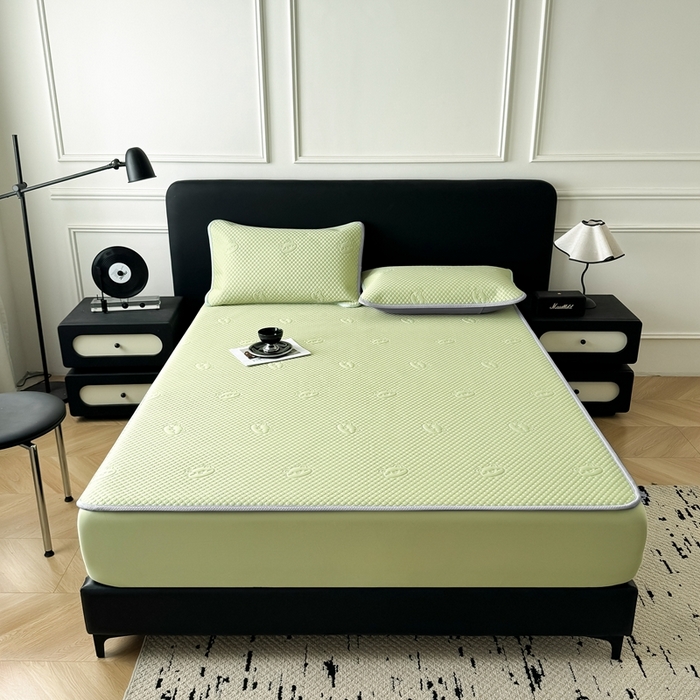 91家纺网 家纺一手货源 找家纺 卡罗兰 2025新款超声波凉豆豆凉席三件套小冰熊系列 水绿-床笠