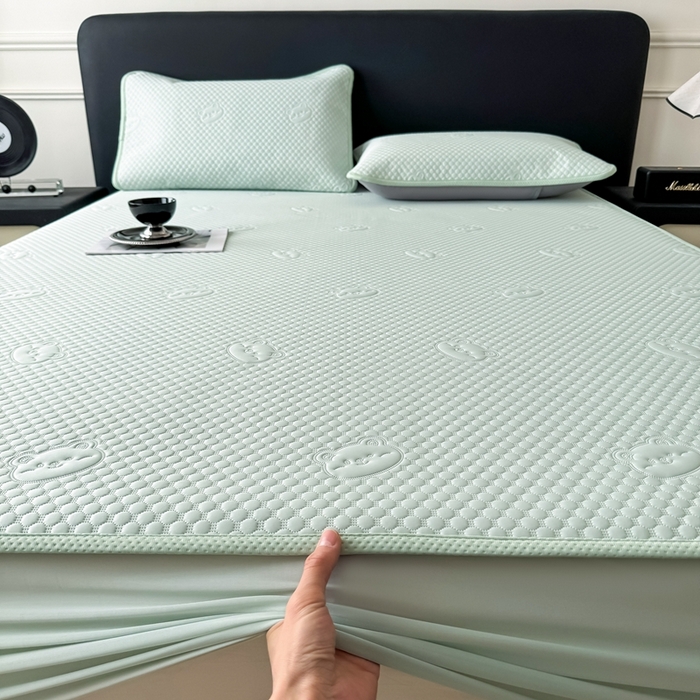 91家纺网 家纺一手货源 找家纺 卡罗兰 2025新款超声波凉豆豆凉席三件套小冰熊系列 水蓝-床笠