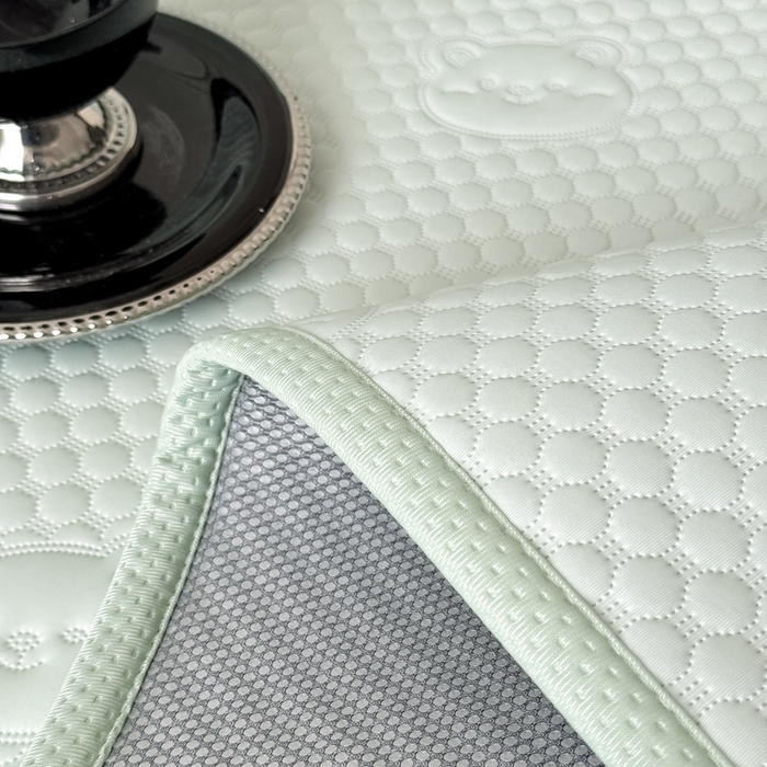 91家纺网 家纺一手货源 找家纺 卡罗兰 2025新款超声波凉豆豆凉席三件套小冰熊系列 水蓝-床席