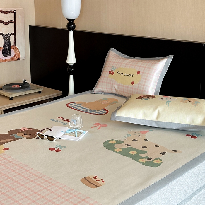 91家纺网 家纺一手货源 找家纺 圆岛家纺 2025春夏新款高克重900D冰丝凉席席子 野餐派对