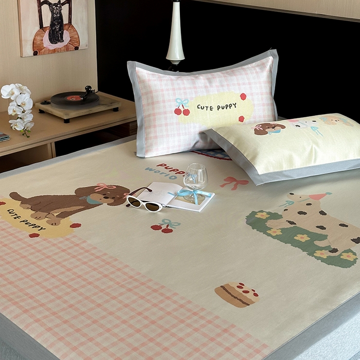 91家纺网 家纺一手货源 找家纺 圆岛家纺 2025春夏新款高克重900D冰丝凉席席子 野餐派对