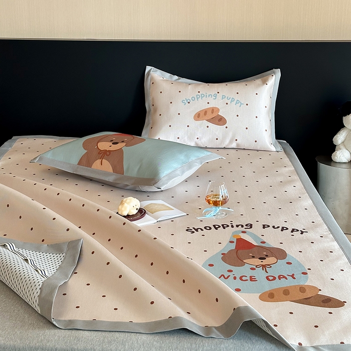 91家纺网 家纺一手货源 找家纺 圆岛家纺 2025春夏新款高克重900D冰丝凉席席子 面包小狗