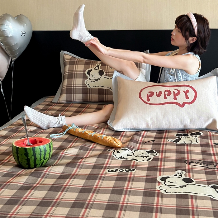 91家纺网 家纺一手货源 找家纺 圆岛家纺 2025春夏新款高克重900D冰丝凉席席子 复古狗狗