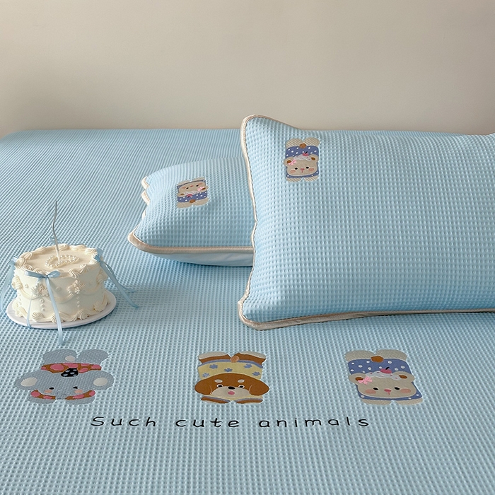 91家纺网 家纺一手货源 找家纺 圆岛家纺 2025夏季高分子PE华夫格刺绣软凉席床笠款三件套 趴趴乐园