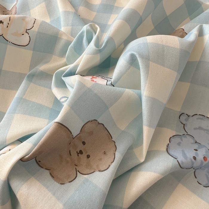 91家纺网 家纺一手货源 找家纺 六巷胡同 2025新款40s13070全棉纯棉卡通单品系列床单单件-单床单 蓝格奶油狗