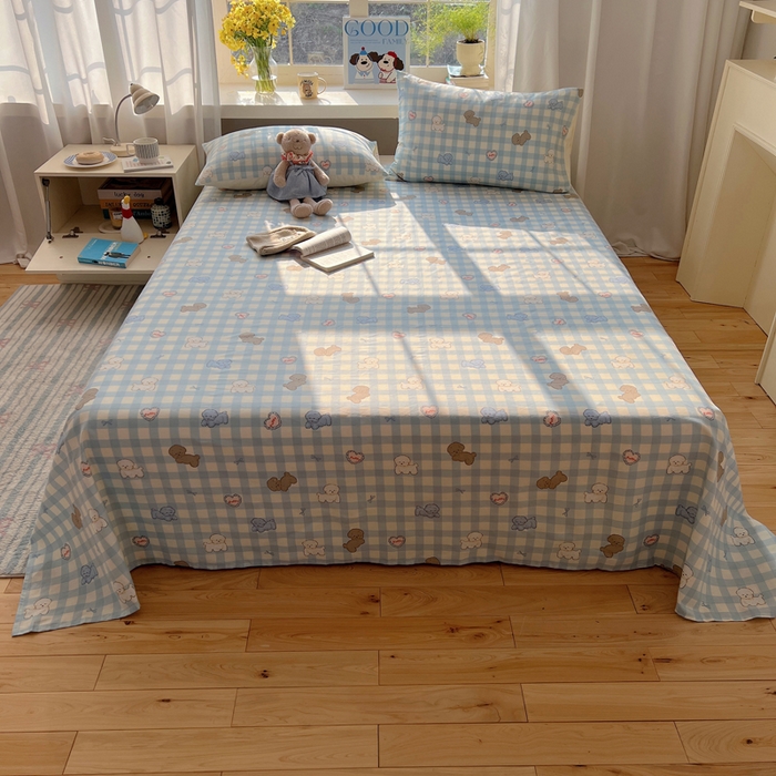 91家纺网 家纺一手货源 找家纺 六巷胡同 2025新款40s13070全棉纯棉卡通单品系列床单单件-单床单 蓝格奶油狗