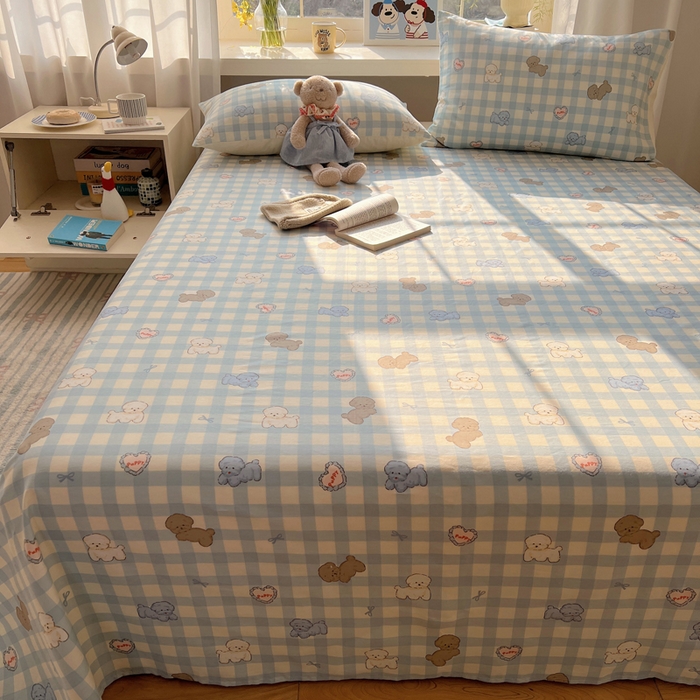 91家纺网 家纺一手货源 找家纺 六巷胡同 2025新款40s13070全棉纯棉卡通单品系列床单单件-单床单 蓝格奶油狗