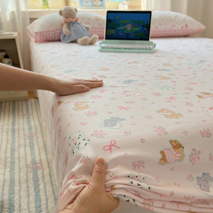 91家纺网 家纺一手货源 找家纺 六巷胡同 2025新款40s13070全棉纯棉卡通单品系列床单单件-单床单 浪漫碎花犬