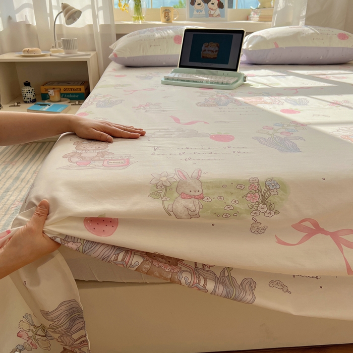 91家纺网 家纺一手货源 找家纺 六巷胡同 2025新款40s13070全棉纯棉卡通单品系列床单单件-单床单 秘境花园熊