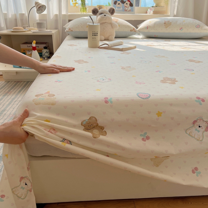 91家纺网 家纺一手货源 找家纺 六巷胡同 2025新款40s13070全棉纯棉卡通单品系列床单单件-单床单 奶油甜心熊