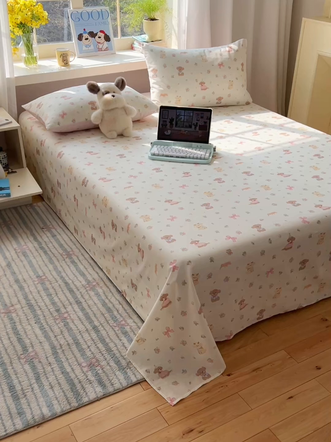 91家纺网 家纺一手货源 找家纺 六巷胡同 2025新款40s13070全棉纯棉卡通单品系列床单单件-单床单 派对害羞狗