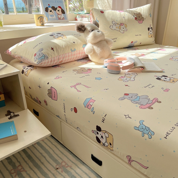 91家纺网 家纺一手货源 找家纺 六巷胡同 2025新款40s13070全棉纯棉卡通单品系列床笠单件-单床笠 法棍滑板狗