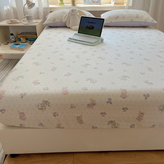 91家纺网 家纺一手货源 找家纺 六巷胡同 2025新款40s13070全棉纯棉卡通单品系列床笠单件-单床笠 假日庄园兔