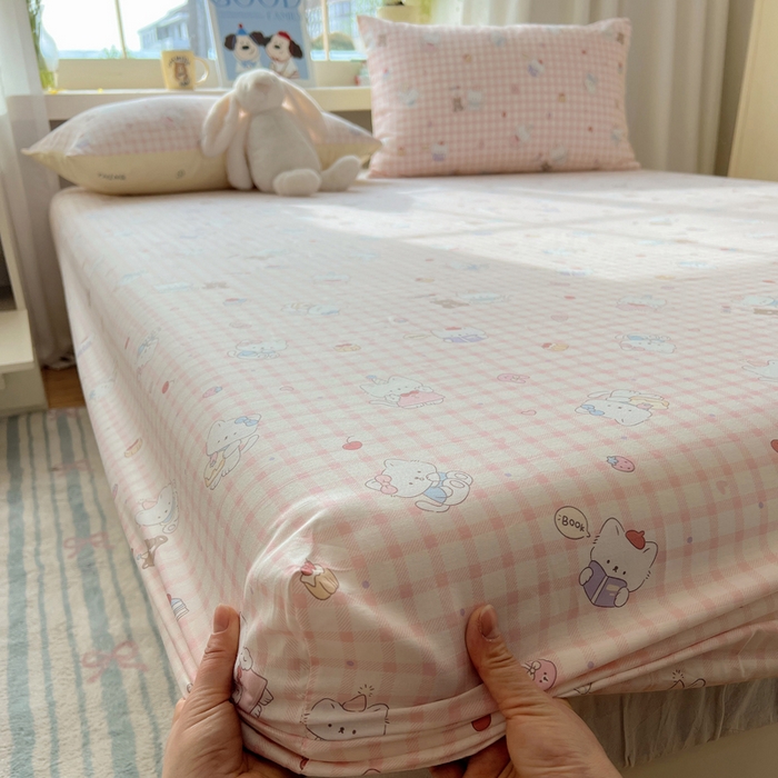 91家纺网 家纺一手货源 找家纺 六巷胡同 2025新款40s13070全棉纯棉卡通单品系列床笠单件-单床笠 卡哇伊猫咪