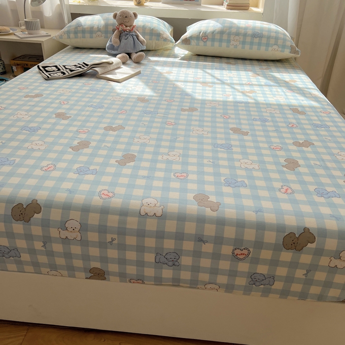 91家纺网 家纺一手货源 找家纺 六巷胡同 2025新款40s13070全棉纯棉卡通单品系列床笠单件-单床笠 蓝格奶油狗