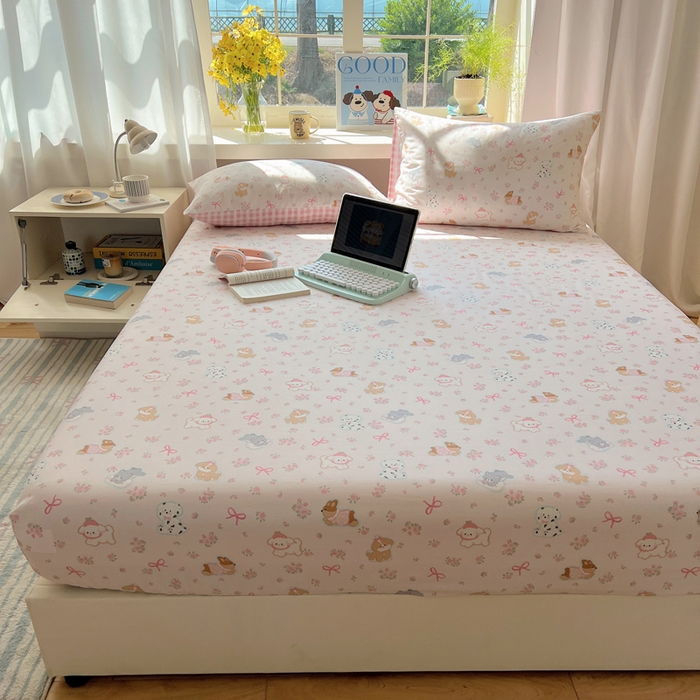 91家纺网 家纺一手货源 找家纺 六巷胡同 2025新款40s13070全棉纯棉卡通单品系列床笠单件-单床笠 浪漫碎花犬